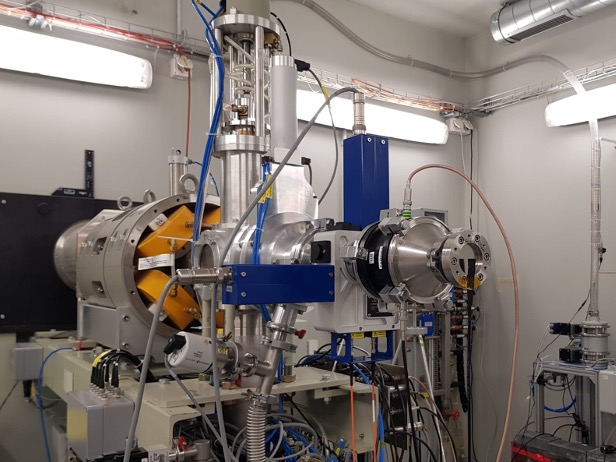 The new detector under test at the Beam Transfer Line (BTL) of the Bern medical cyclotron laboratory.